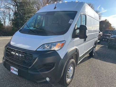 New 2026 RAM ProMaster 2500 w/ Convenience Group image 4