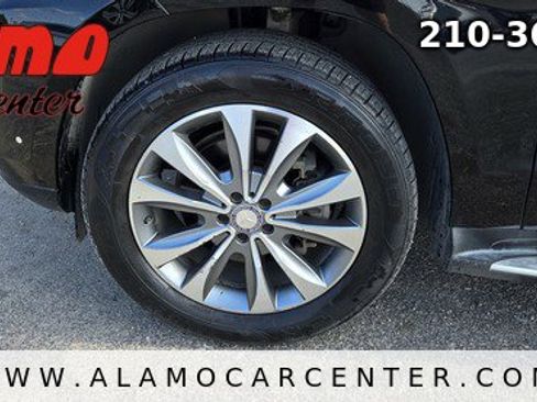 Used 2014 Mercedes-Benz GL 450 4MATIC w/ Lighting Package image 14