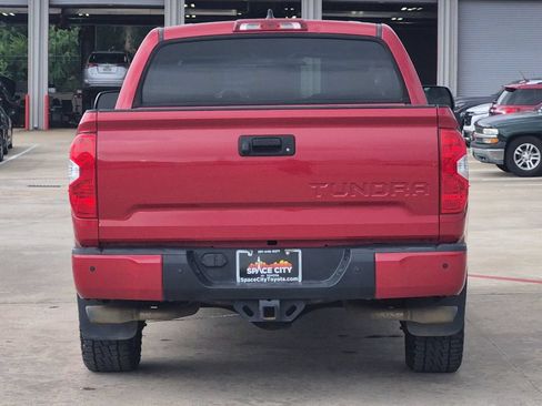 Used 2020 Toyota Tundra Limited w/ Limited Premium Package RWD image 5