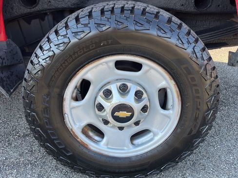 Used 2015 Chevrolet Silverado 2500 W/T w/ Snow Plow Prep Package image 20