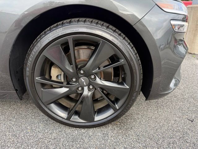 Used 2023 Genesis G70 3.3T w/ Sport Advanced Package AWD/4WD image 12