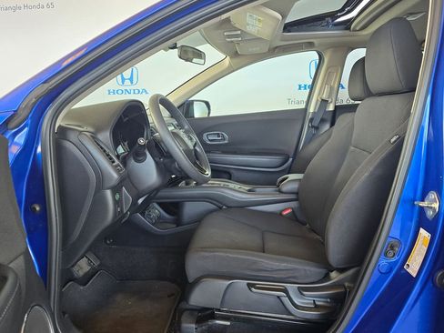 Used 2018 Honda HR-V EX image 21