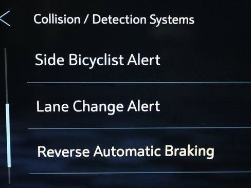 Used 2026 Chevrolet Suburban Z71 w/ Comfort Package image 35