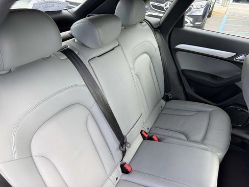 Used 2018 Audi Q3 2.0T Premium Plus FWD image 9