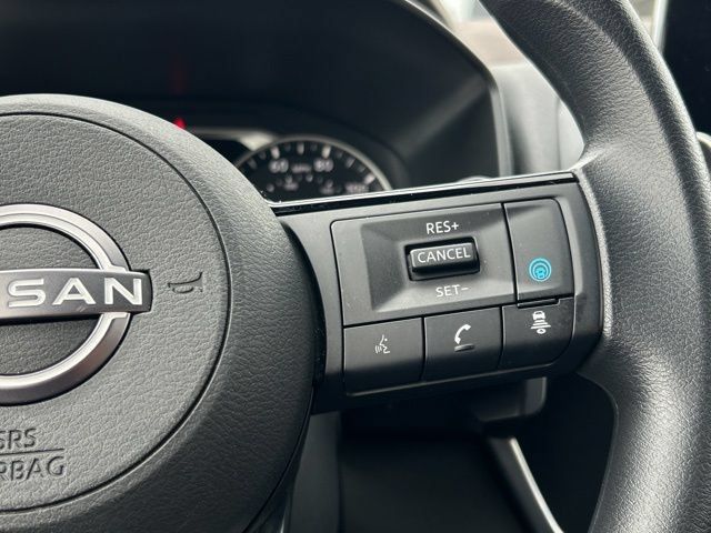 Used 2023 Nissan Rogue SV AWD/4WD image 36