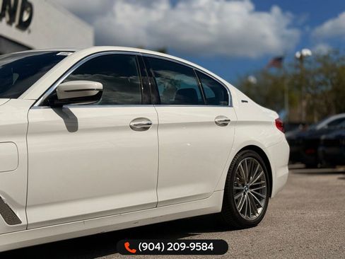 Used 2018 BMW 530e image 3