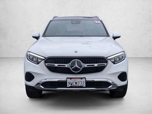 Used 2026 Mercedes-Benz GLC 300 4MATIC image 2