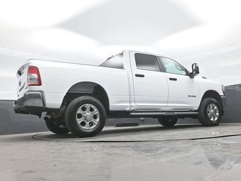 Used 2024 RAM 2500 Big Horn AWD/4WD image 21
