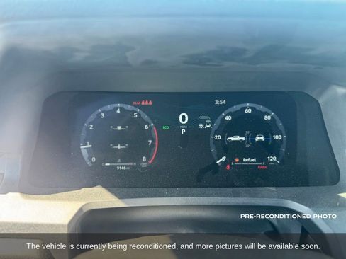 Used 2024 Toyota Tacoma TRD Off-Road AWD/4WD image 15