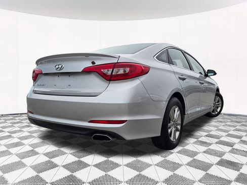Used 2017 Hyundai Sonata SE FWD image 16