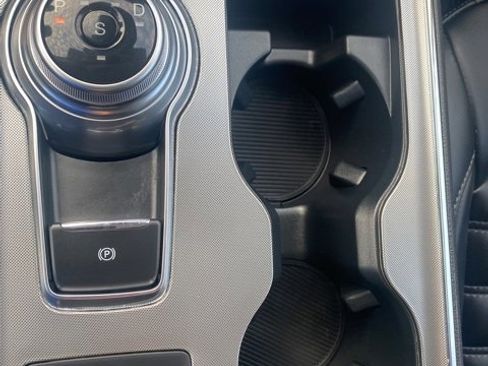 Used 2022 Ford Edge SEL w/ Convenience Package image 30