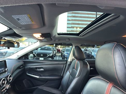 Used 2024 Nissan Sentra SR w/ SR Premium Package image 16