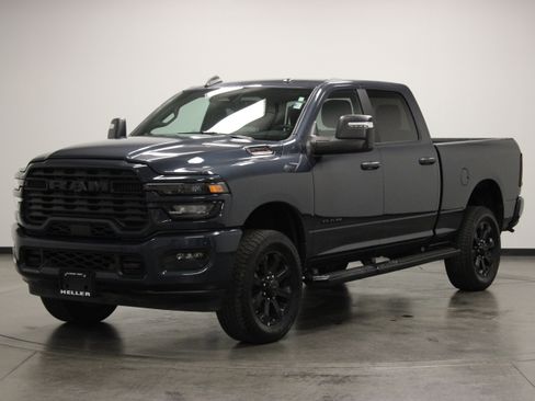 Used 2025 RAM 2500 Big Horn AWD/4WD image 4
