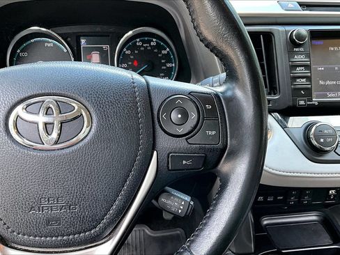 Used 2018 Toyota RAV4 Limited w/ Advanced Technology Package AWD/4WD image 11