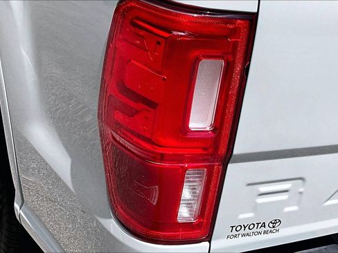 Used 2021 Ford Ranger XLT w/ Equipment Group 301A Mid RWD image 20