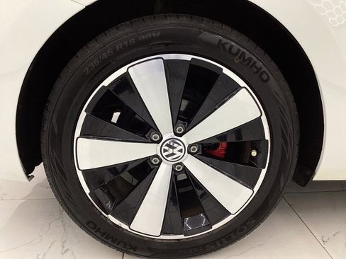 Used 2016 Volkswagen Beetle R-Line SE image 38