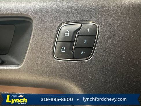 Used 2025 Ford Bronco Sport Outer Banks w/ Outer Banks Tech Package+ AWD/4WD image 8