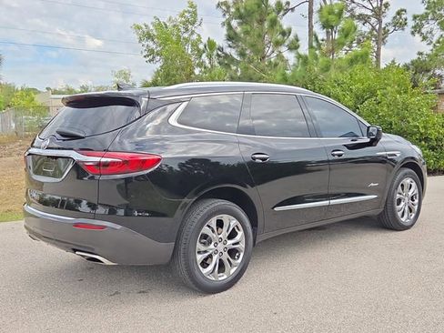 Used 2018 Buick Enclave Avenir image 4