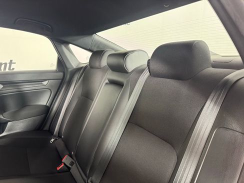 Used 2025 Honda Civic Sport image 27