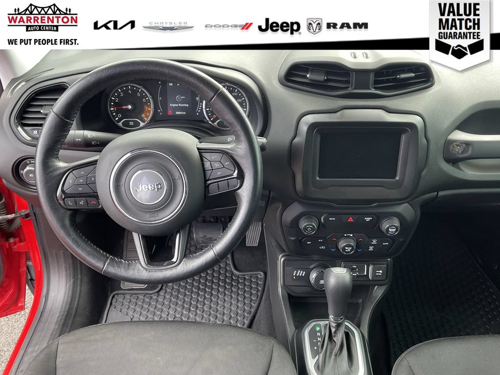 Used 2018 Jeep Renegade Altitude AWD/4WD image 14