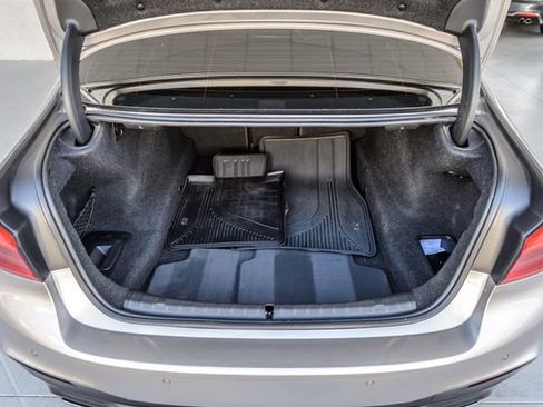 Used 2018 BMW 540i w/ M Sport Package RWD image 11