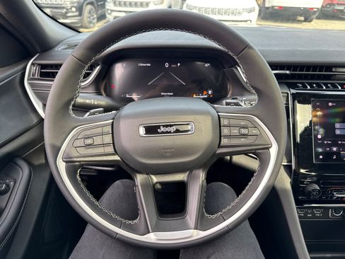 New 2025 Jeep Grand Cherokee Laredo X w/ Trailer Tow Package image 17