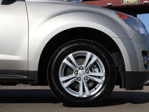 Used 2015 Chevrolet Equinox LT w/ Power Convenience Package image 6