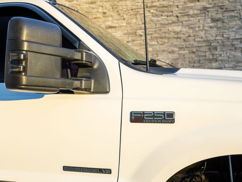 Used 2001 Ford F250 XL image 27