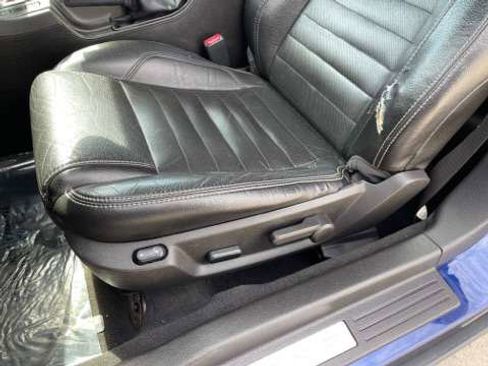 Used 2010 Ford Mustang Coupe RWD image 50