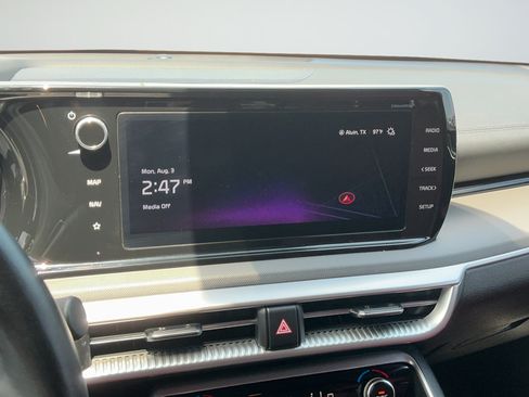 Used 2023 Kia K5 GT-Line w/ GT-Line Premium Package FWD image 10