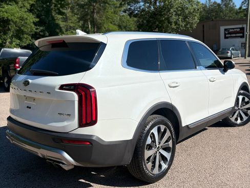 Used 2020 Kia Telluride EX w/ EX Premium Package FWD image 7