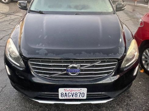 Used 2015 Volvo XC60 T5 Premier w/ Proximity Package image 1