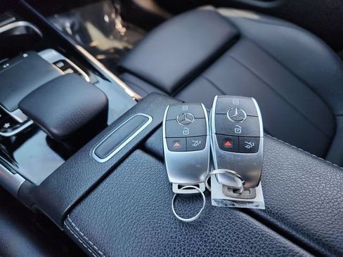 Used 2020 Mercedes-Benz GLB 250 4MATIC image 53