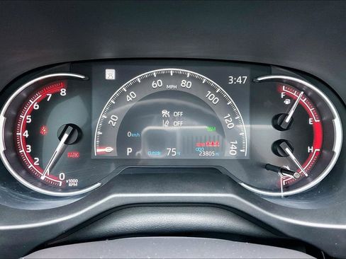 Used 2025 Toyota RAV4 LE AWD/4WD image 20