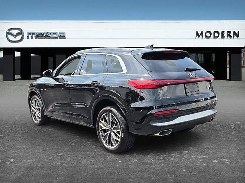 Used 2025 Audi Q5 Premium Plus AWD/4WD image 3