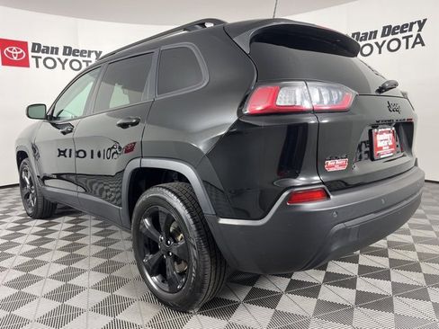 Used 2021 Jeep Cherokee Latitude Plus image 22
