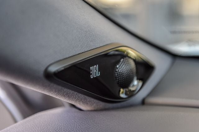 Used 2019 Toyota Avalon Limited FWD image 35