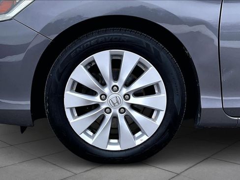Used 2015 Honda Accord EX image 10