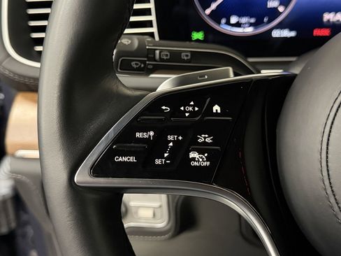 Used 2024 Mercedes-Benz Maybach GLS 600 4MATIC image 30