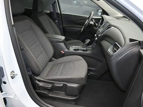 Used 2024 Chevrolet Equinox LT image 45