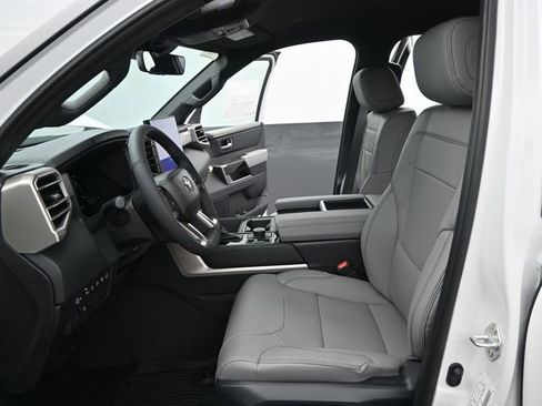 New 2026 Toyota Tundra Limited AWD/4WD image 11