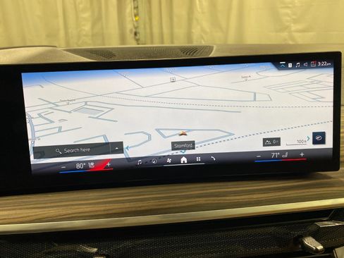 Used 2024 BMW X7 xDrive40i w/ Executive Package image 11