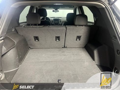 Used 2021 Chevrolet Equinox LS w/ LS Convenience Package AWD/4WD image 11