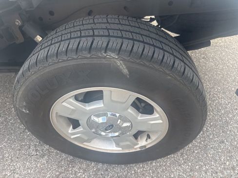 Used 2013 Ford F150 XLT w/ Trailer Tow Pkg image 10