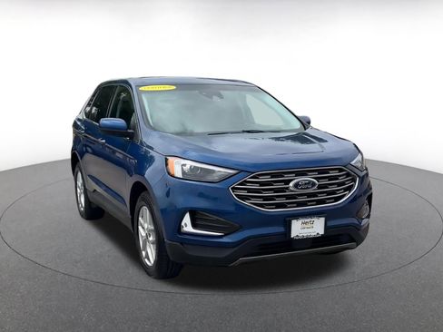 Used 2022 Ford Edge SEL image 3