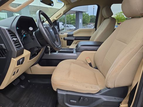 Used 2019 Ford F150 XLT w/ Equipment Group 302A Luxury AWD/4WD image 17