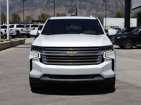 Used 2023 Chevrolet Tahoe High Country AWD/4WD image 9