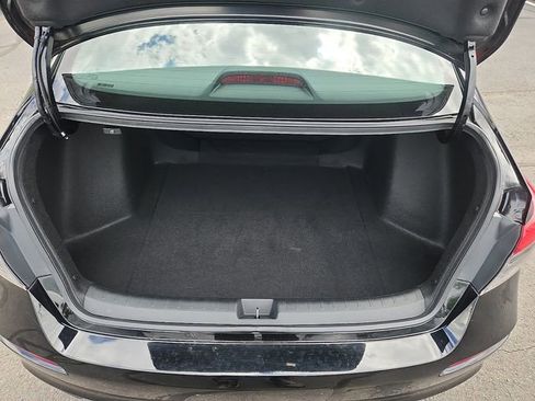 Used 2023 Honda Civic Sport image 29