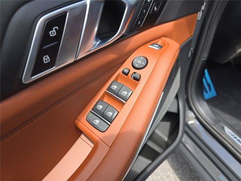 New 2026 BMW X5 M60i AWD/4WD image 19