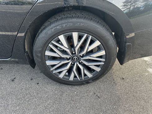 Certified 2023 Nissan Altima 2.5 SV image 10